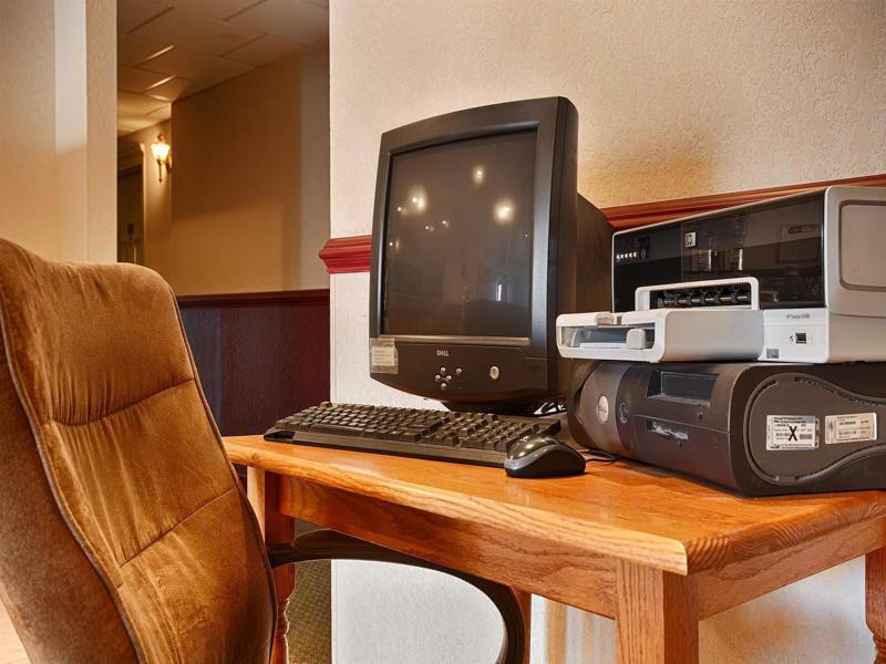 Surestay Plus Hotel By Best Western Berkeley Springs Exterior photo
